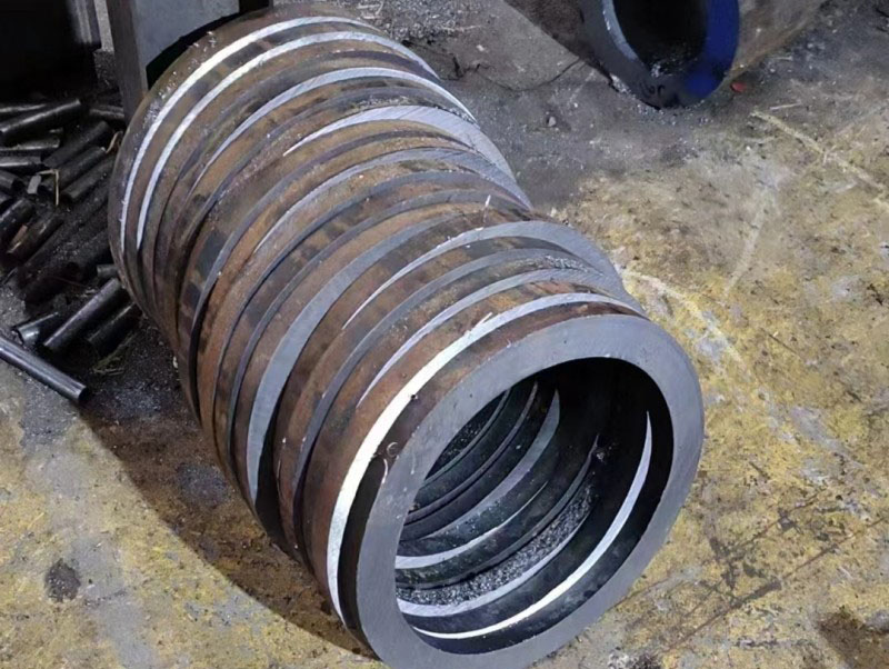 苏尼特左30CrMo无缝钢管切割